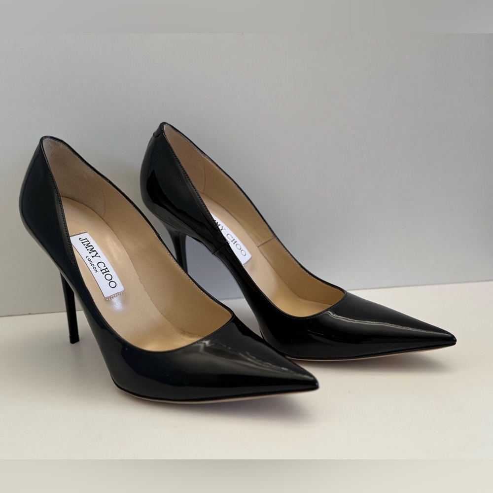 Jimmy Choo Love 100 Patent Leather Pumps in black size 40